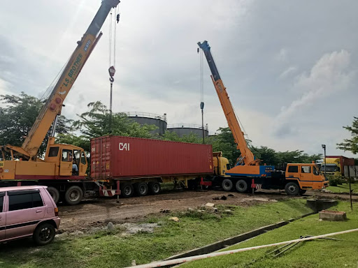 SS SUPER CRANE SERVICE
